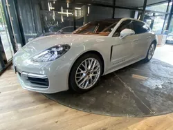 Grau Gebraucht 2023 Porsche Panamera Turbo S Sport Turismo Limousine | 139.750 €