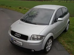 Silber Gebraucht 2000 Audi A2 Kleinwagen | 1.100 € (Superpreis)