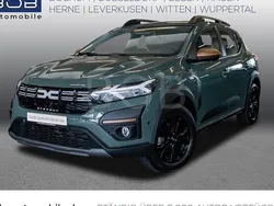 Grau Gebraucht 2025 Dacia Sandero Extreme Kleinwagen | 19.444 € (Fairer Preis)