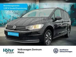 Deep black perleffekt Gebraucht 2023 VW Touran Move Van / Kleinbus | 36.970 € (Fairer Preis)
