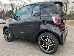 Schwarz Gebraucht 2024 Smart ForTwo Electric Drive Prime Coupé | 14.799 €