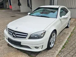 Weiß Gebraucht 2009 Mercedes CLC200 Edition Kleinwagen | 8.000 € (Fairer Preis)