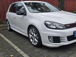 Gebraucht 2012 VW Golf VII Edition Limousine | 14.000 € (Etwas zu teuer)