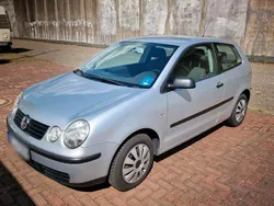 Silber Gebraucht 2004 VW Polo Kleinwagen | 2.850 €