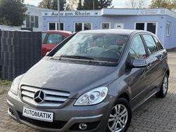 Grau Gebraucht 2009 Mercedes B180 Van / Kleinbus | 5.950 € (Fairer Preis)
