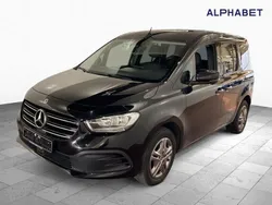 Schwarz Gebraucht 2023 Mercedes T180 Style Van / Kleinbus | 26.390 € (Fairer Preis)