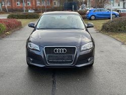 Grau Gebraucht 2010 Audi A3 Attraction Limousine | 4.999 € (Guter Preis)