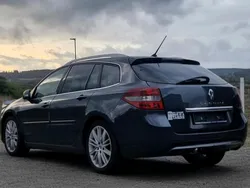 Grau Gebraucht 2012 Renault Laguna III Kombi | 5.500 € (Fairer Preis)