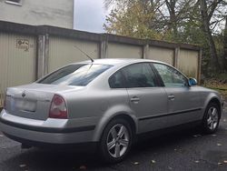 Silber Gebraucht 2004 VW Passat Limousine | 2.400 € (Fairer Preis)