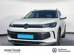 Weiß Gebraucht 2024 VW Tiguan Life SUV | 36.950 € (Guter Preis)