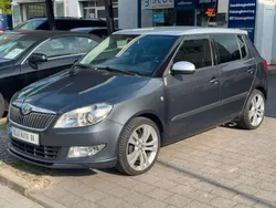 Grau Gebraucht 2011 Skoda Fabia SportLine Kleinwagen | 5.890 € (Fairer Preis)