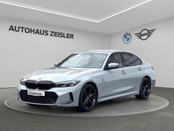 Grau Gebraucht 2024 BMW 330 Performance Limousine | 43.840 € (Fairer Preis)