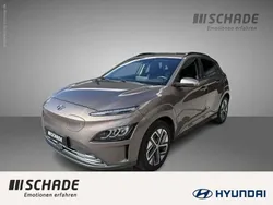 Gold Gebraucht 2021 Hyundai Kona Trend SUV | 19.650 € (Fairer Preis)
