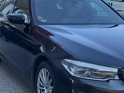 Schwarz Gebraucht 2017 BMW 520 Sport Line Kombi | 16.999 € (Fairer Preis)