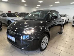 Schwarz Gebraucht 2022 Fiat 500e Action Limousine | 13.500 € (Guter Preis)