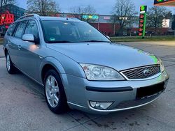 Grau Gebraucht 2006 Ford Mondeo Kombi | 4.300 €