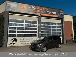 Braun Gebraucht 2010 VW Touran Highline Van / Kleinbus | 11.990 € (Teuer)