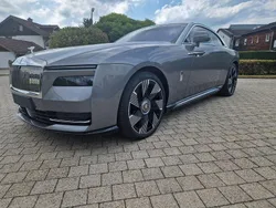 Neu 2025 Rolls Royce Spectre Limousine | 518.216 € (Teuer)
