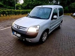 Grau Gebraucht 2006 Peugeot Partner Van | 3.400 € (Etwas zu teuer)
