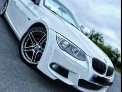 Weiß Gebraucht 2012 BMW 318 Cabriolet M Sport Cabrio | 9.999 € (Fairer Preis)