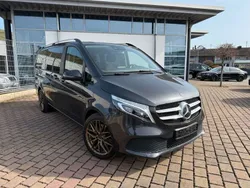 Grau Gebraucht 2019 Mercedes V300 Van / Kleinbus | 42.600 € (Guter Preis)