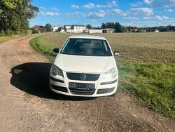 Weiß Gebraucht 2005 VW Polo Kleinwagen | 1.000 € (Fairer Preis)