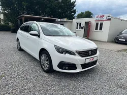 Weiß Gebraucht 2021 Peugeot 308 Allure Kombi | 12.999 € (Guter Preis)