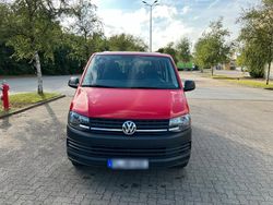 Rot Gebraucht 2016 VW T6 Van | 13.500 €