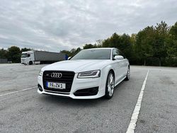 Weiß Gebraucht 2017 Audi S8 plus Ambiente Limousine | 69.900 €
