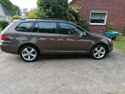 Braun Gebraucht 2011 VW Golf VI Kombi | 7.500 €