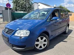 Blau Gebraucht 2004 VW Touran Van / Kleinbus | 1.800 € (Guter Preis)