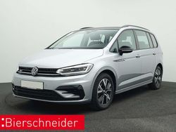 Silber Gebraucht 2024 VW Touran Highline Van / Kleinbus | 35.450 € (Fairer Preis)