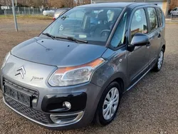 Grau Gebraucht 2012 Citroën C3 Picasso Tendance Van / Kleinbus | 3.599 € (Teuer)
