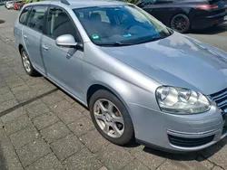 Grau Gebraucht 2008 VW Golf VI Kombi | 1.900 €
