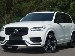 Weiß Gebraucht 2022 Volvo XC90 R-Design SUV | 40.700 € (Superpreis)