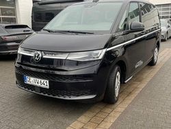 Schwarz metallic Gebraucht 2025 VW Multivan Style Van | 61.912 €
