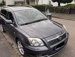 Silber Gebraucht 2006 Toyota Avensis Kombi | 1.100 € (Superpreis)