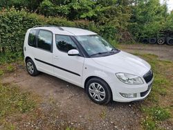 Weiß Gebraucht 2011 Skoda Roomster GreenLine Van / Kleinbus | 1.800 € (Fairer Preis)