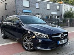 Blau Gebraucht 2018 Mercedes CLA250 Shooting Brake Kombi | 15.499 € (Superpreis)