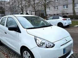 Weiß Gebraucht 2015 Mitsubishi Space Star Kleinwagen | 3.700 € (Superpreis)