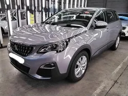 Lack grau artense/metallic klarl Gebraucht 2020 Peugeot 5008 Active Van / Kleinbus | 20.690 € (Superpreis)