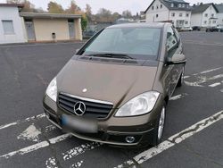 Braun Gebraucht 2010 Mercedes 190 Limousine | 6.259 €