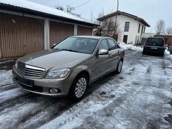 Beige Gebraucht 2007 Mercedes C200 Classic Limousine | 4.690 € (Fairer Preis)