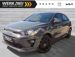Grau Gebraucht 2021 Kia Rio Limousine | 14.490 € (Fairer Preis)