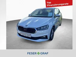 Moon weiss perleffekt Gebraucht 2022 Skoda Fabia Style Kleinwagen | 16.360 € (Fairer Preis)