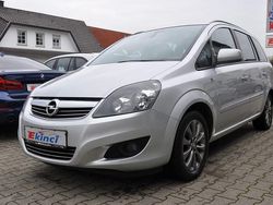 Silber Gebraucht 2014 Opel Zafira Family Van / Kleinbus | 4.900 € (Fairer Preis)