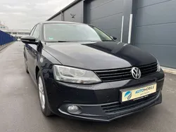 Schwarz Gebraucht 2013 VW Jetta Match Limousine | 6.990 € (Fairer Preis)