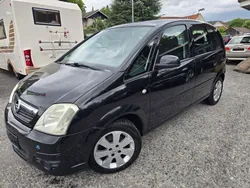 Schwarz Gebraucht 2006 Opel Meriva Basis Van / Kleinbus | 650 € (Fairer Preis)