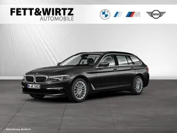 Grau Gebraucht 2020 BMW 520 Kombi | 28.995 € (Guter Preis)