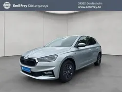 Brilliantsilber metallic Gebraucht 2024 Skoda Fabia Drive Kleinwagen | 20.480 € (Superpreis)